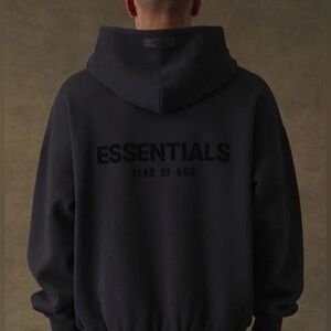 NEW 🔥 Stretch Limo Black - Fear of God Essentials Oversized Hoodie 🔥 (Size L)